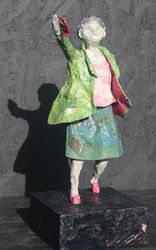 Oma winkt, Papier, 2025, Sabine Schwarzenbach-Böhm