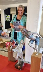 ARTE USTER, Sabine Schwarzenbach-Böhm, Figuren aus Papier